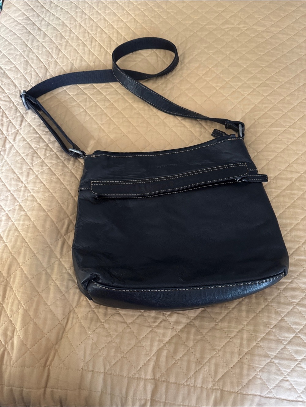 Jack Georges Voyager Black Buffalo Leather Crossbody Bag - Like New!